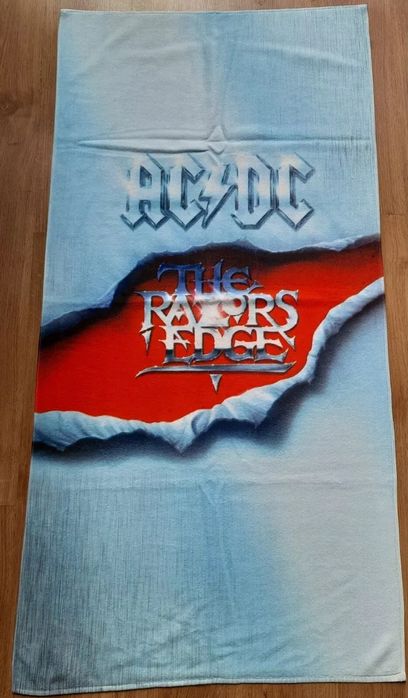 Нови метал и рок кърпи 140 см./70 см..