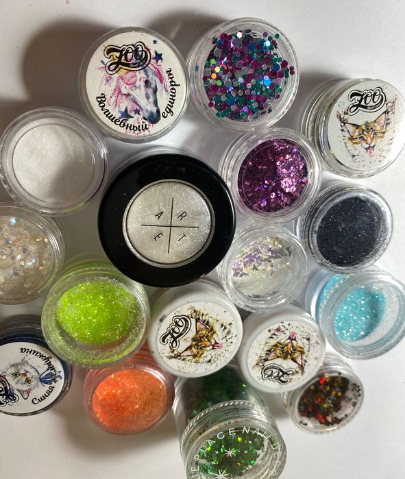 Декор для дизайна ногтей(блёстки,стразы,втирка)