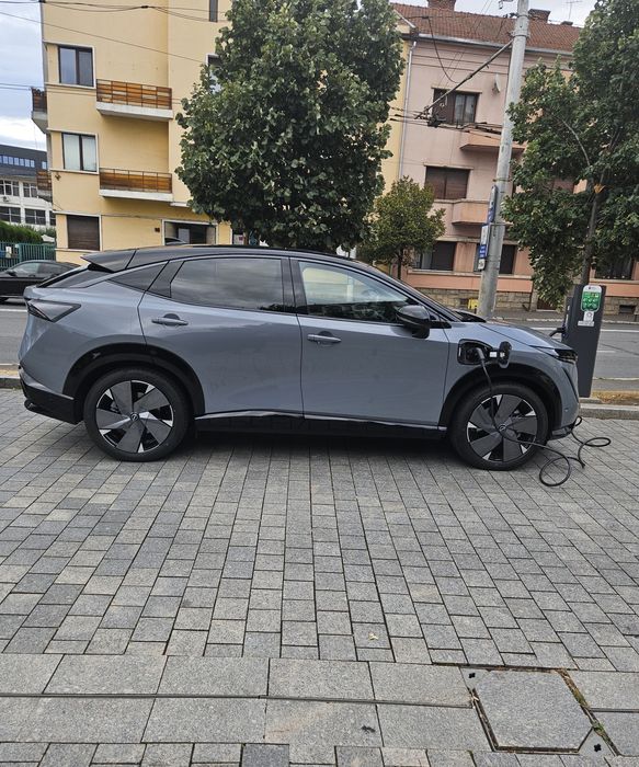 Vand NISSAN ARYA evole plus