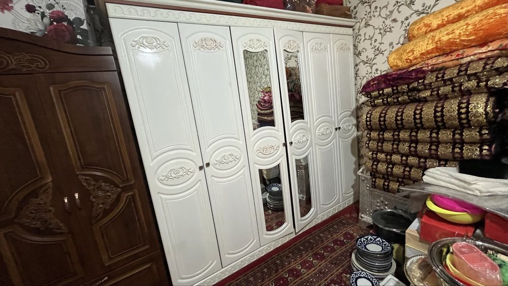 Спалний гарнитур