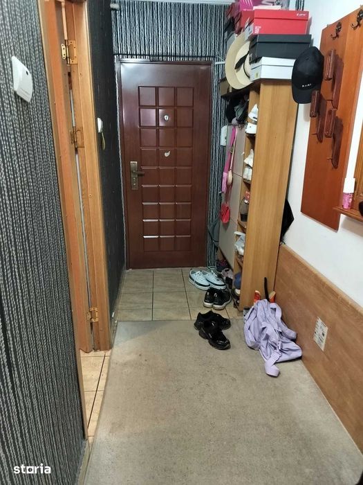 Vand apartament 2 camere