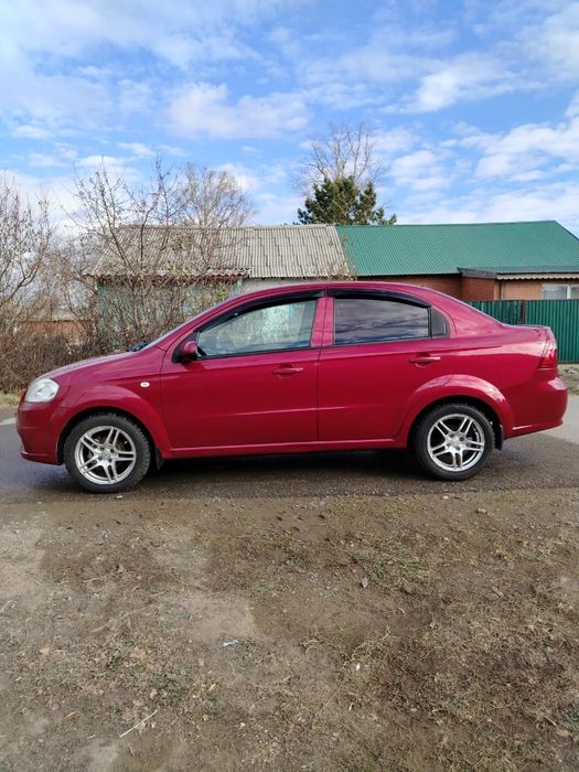 Продам машину Chevrolet Aveo