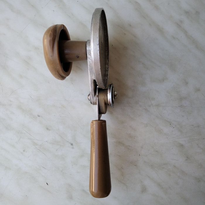 Ключ для закрутки банок