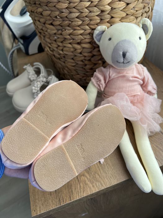 Размер 23 Детски обувки /пантофки / балеринки Зара Zara , момиче