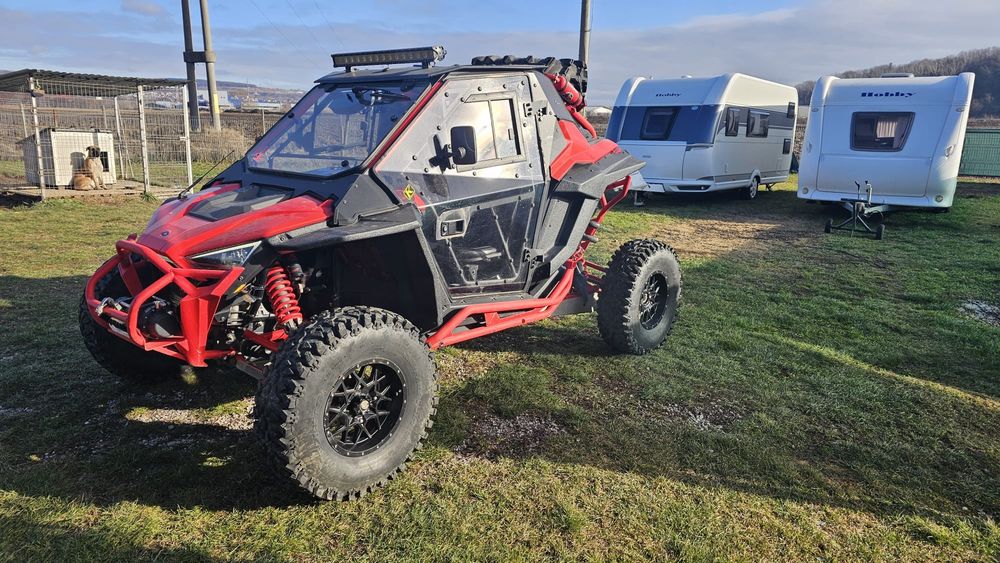 Vând polaris rzr pro xp 4x4 Reductor  mic mare buggy ssv utv offroad diferențial blocabil servo muzică cabină închisă incălzire ștergătoare  trolii