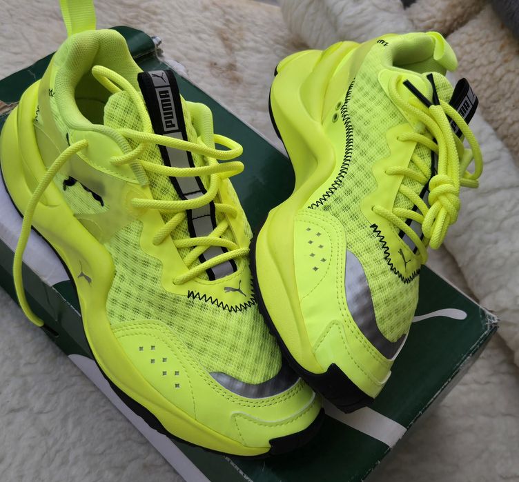 Puma оригинални дамски сникърси нови с оригиналната си кутия 38 номер