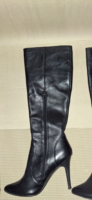 Дамски ботуши естествена кожа .