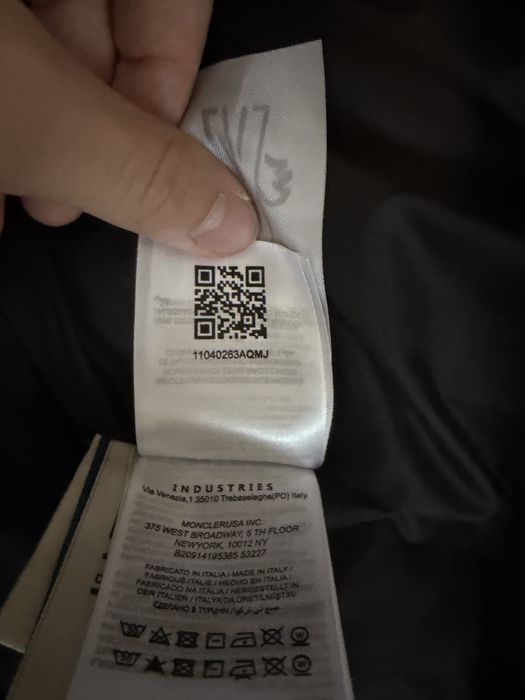 Geaca Moncler Maya Matte Black