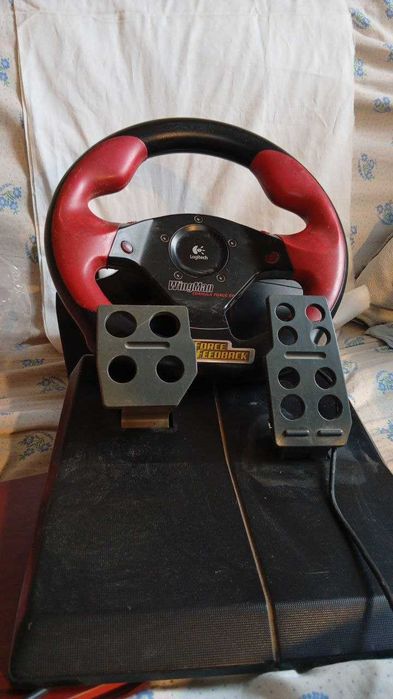 руль  и педали для pc