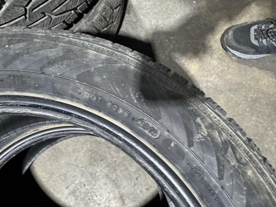 4 buc anvelope cauciucuri iarna  215/55r17 M&S