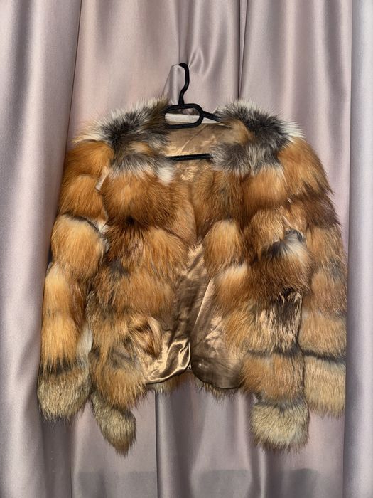 Палто от лисица късо