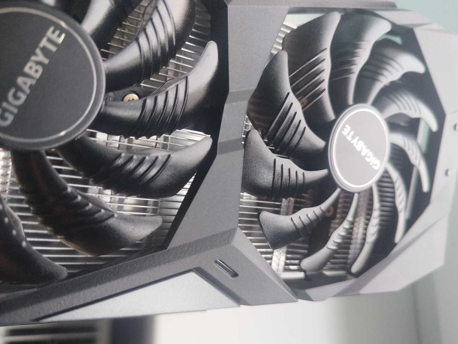 Placa video nvidia gigabyte 1660 ti 6 gb