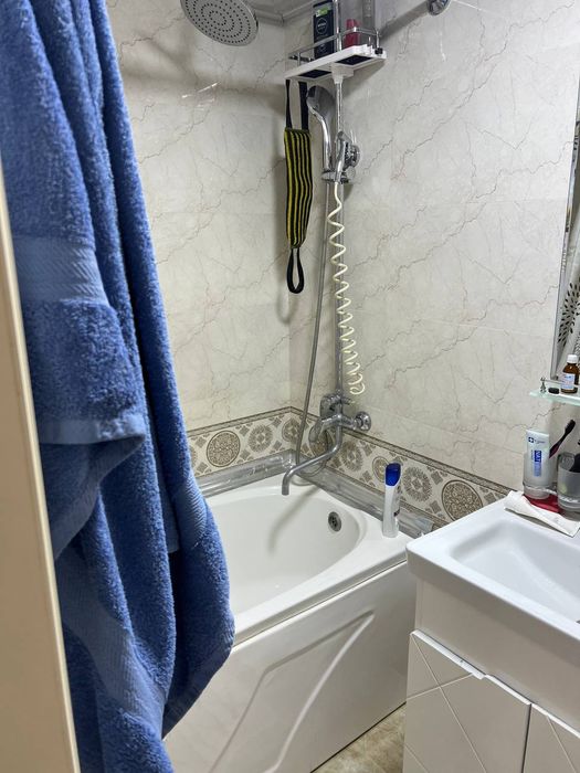 Karimbekda srochna 2 xonali uy sotiladi