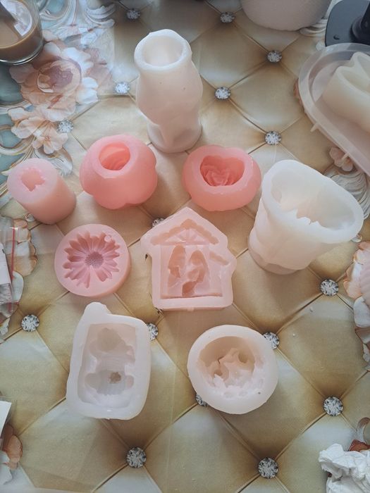 Vând materiale și accesorii pentru handmade