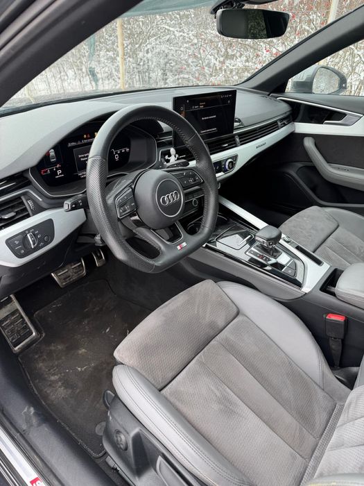 Audi A4 B9 QUATTRO FACELIFT S LINE 2.0 diesel usor avariat / avariate