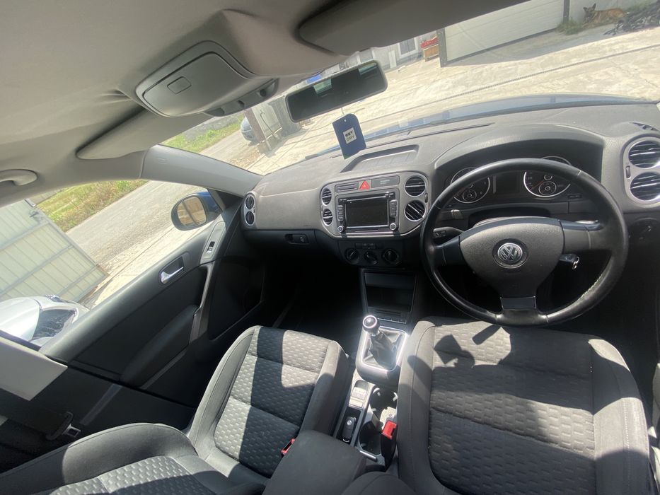Dezmembrez Vw tiguan 2.0 TDI