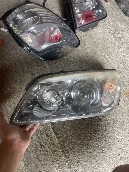 Far stanga chevrolet captiva 2007-2011