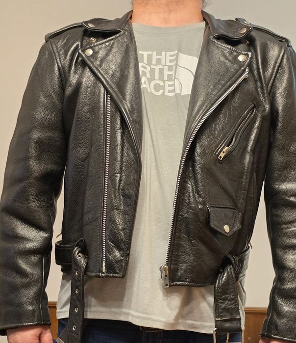 Geaca de piele de motor