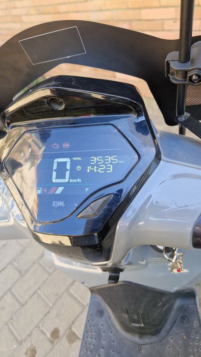 Motociclu L3E SYM Symhony ST