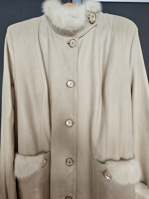 Дълго палто от естесвена кожа