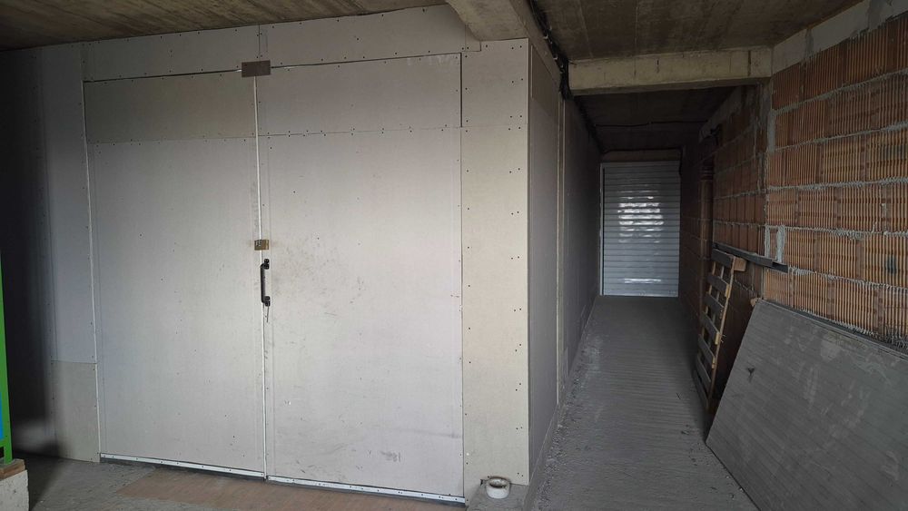 Дава се под наем Склад в София, Република 2 - 40 кв.м за 200 € - Снимка #8