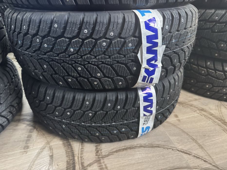 Шины новые зима 215/65 R16 шипы донгелек