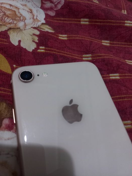 srochno!! Iphone 8/64 gb LLA sotiladi!!