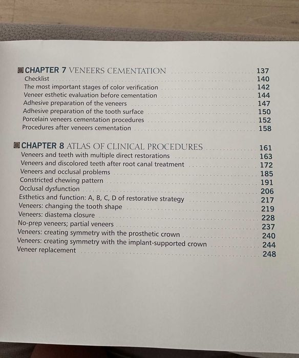 Carte stomatologie „Veneers: Fantasy, Risk, Success”