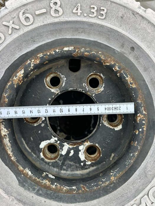 Гуми с джанти за мотокар