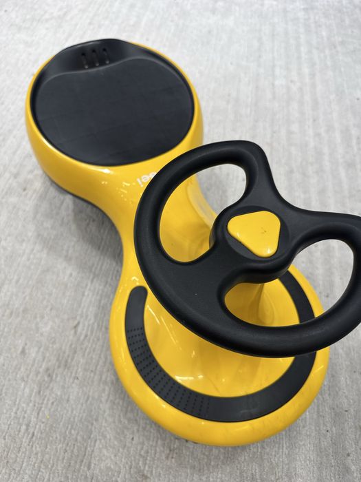 Продам детскую машинку-каталку