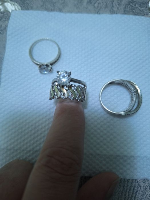 Продам серебро кольцо