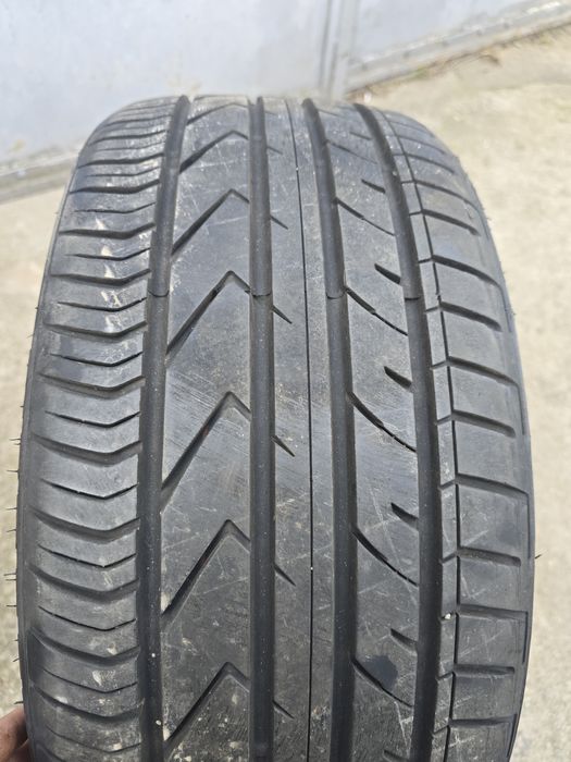 Cauciucuri vară 225 35 19 anvelope/gume 225/35/19