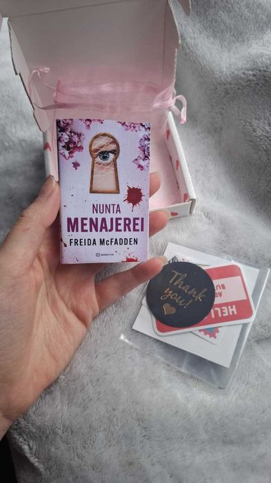 Martisor magnet cu minibook Nunta Menajerei