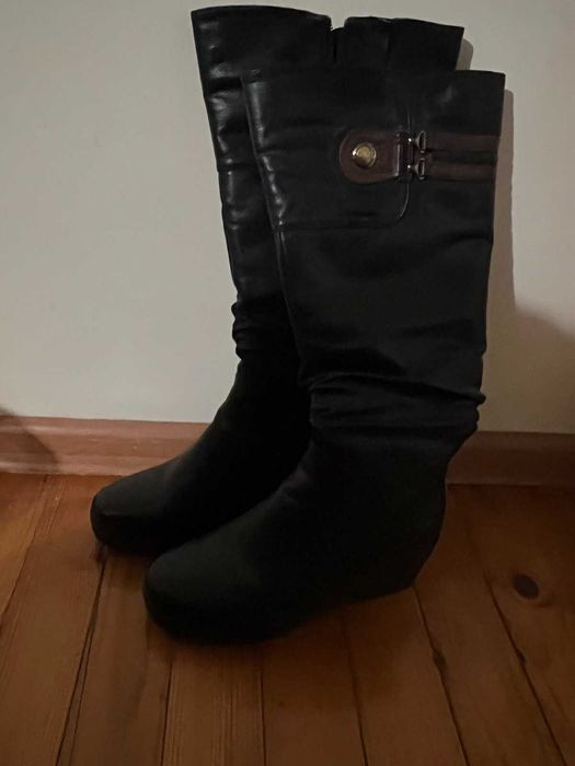 Дамски ботуши високи