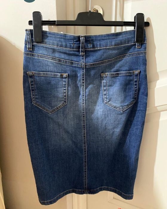 Fusta de blugi midi