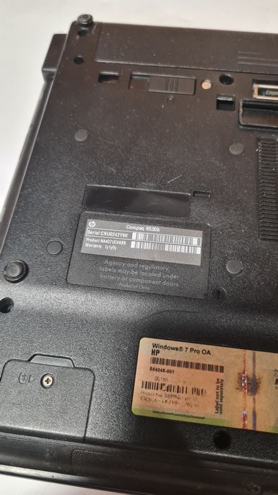 Лаптоп HP Compaq 6530b със зарядно