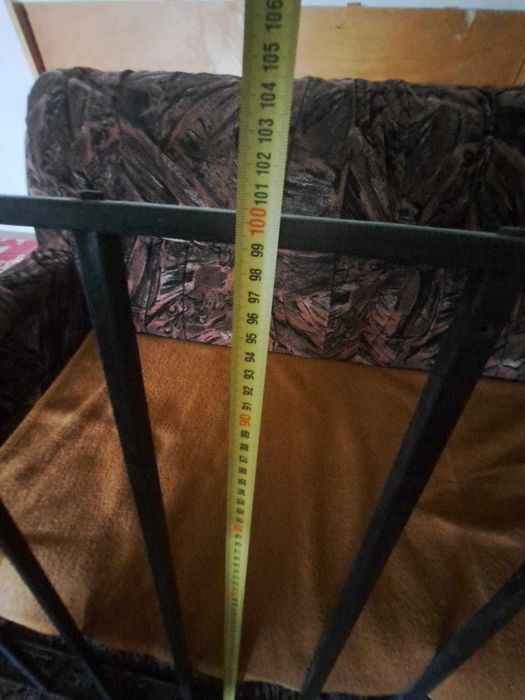 Portbagaj auto de plafon, pe barele transversale longitudinale