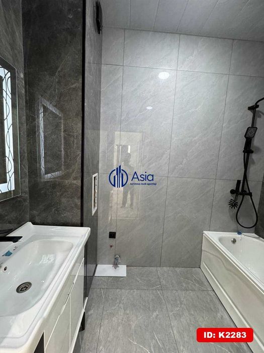 Premium uy tezda sotiladi  K2283 Sentralniy apteka tarafda