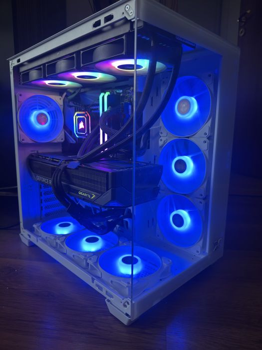 Геймърски компютър/ I9 11900K/Водно/64GB/RTX 5080/2TB SSD