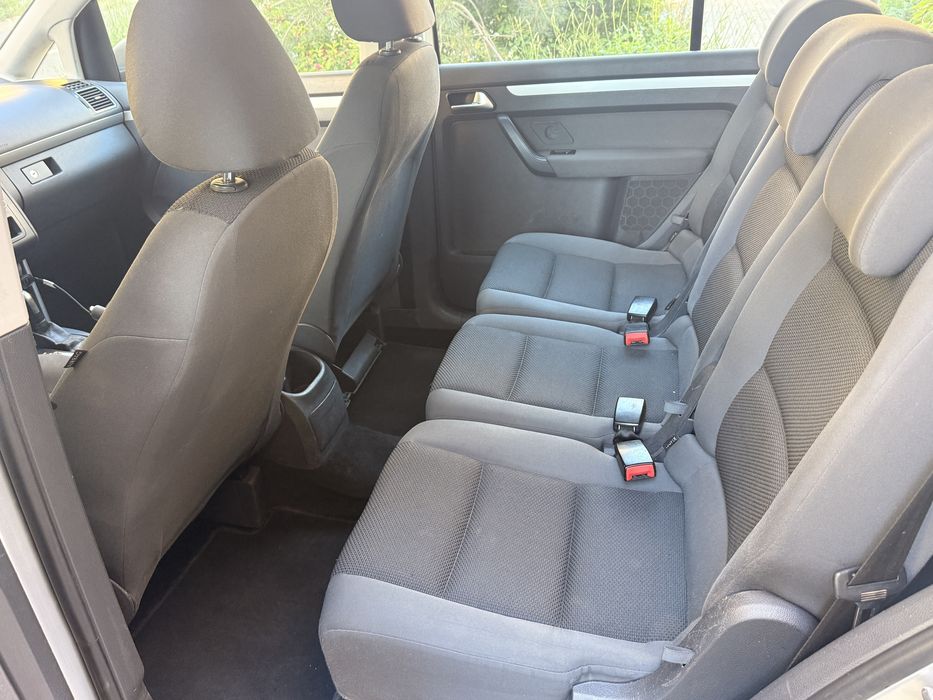 VW  touran 2012 AUTOMAT