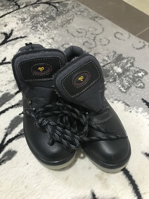 Спец ботинка р39