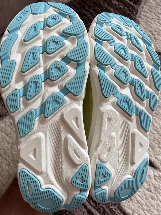 Hoka Clifton 9.. marime 39 1/3