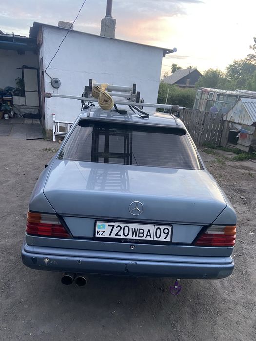 Продам Мерседес 124
