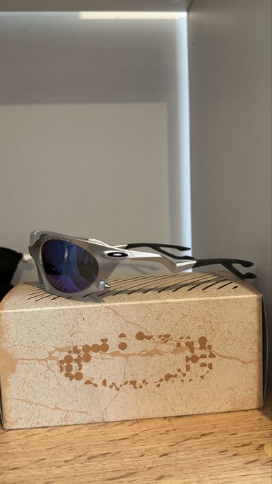 Oakley Plantaris sunglasses