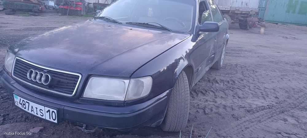 Продам Ауди 100 С4