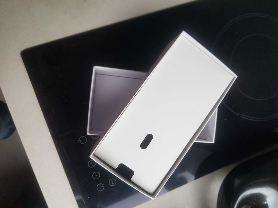 Телефон Huawei nova y70