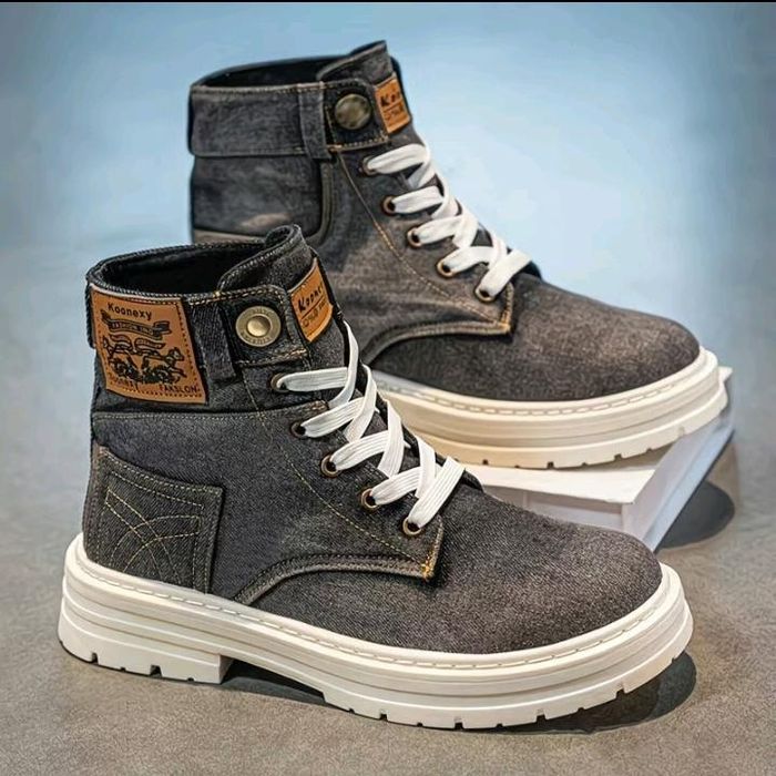 Продам кроссовки молодёжные