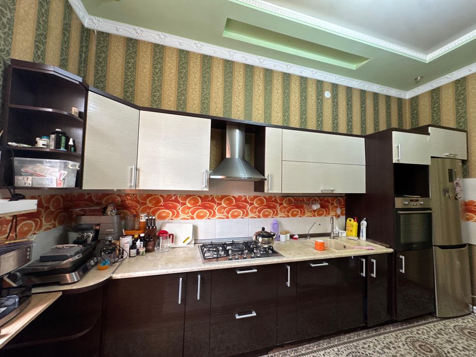 Продается кухонный гарнитур