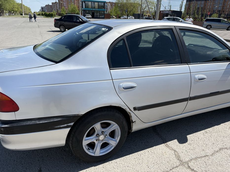 Продам Toyota Avensis