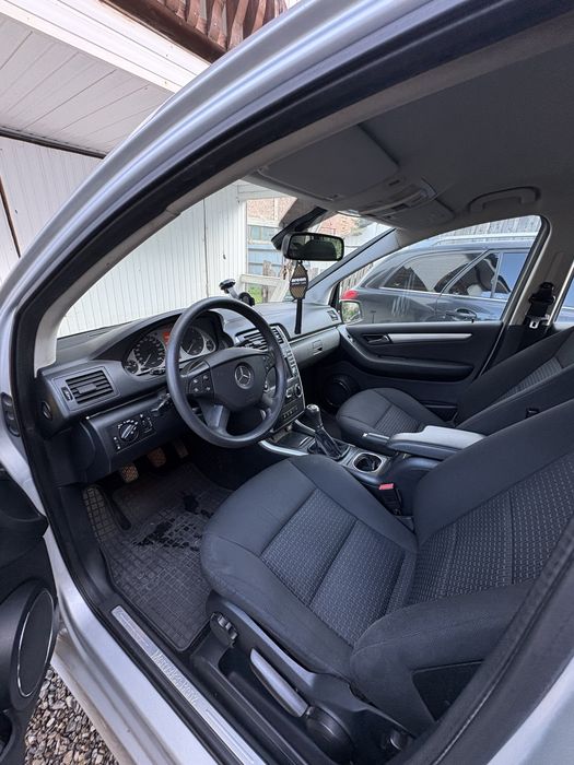 MERCEDES-BENZ B-Class 2010 — imagine 4